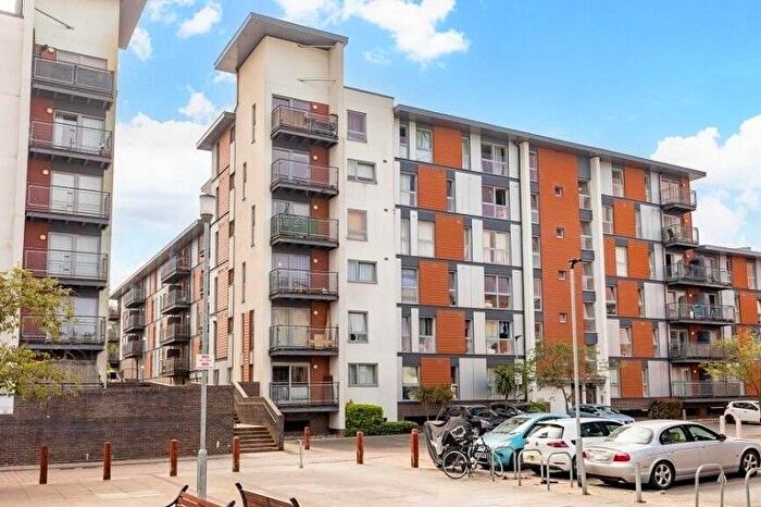 2 Bedroom Flat To Rent In Page Court, Commonwealth Drive, Crawley, West Sussex., RH10