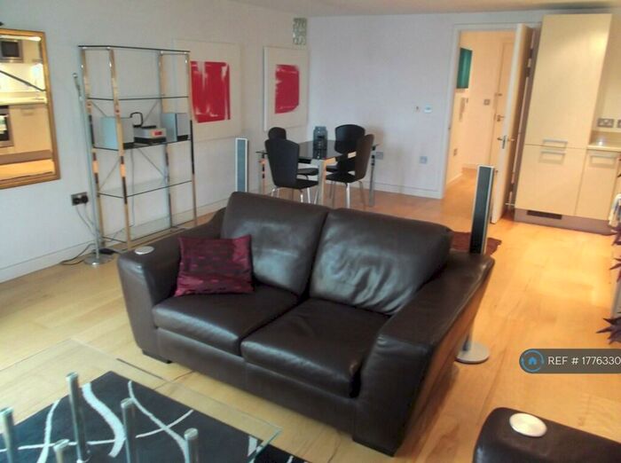 2 Bedroom Flat To Rent In Water Gardens Square, London, SE16