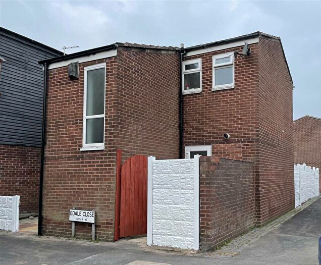 3 Bedroom End Of Terrace House To Rent In Edale Close, Atherton, Greater Manchester, M46