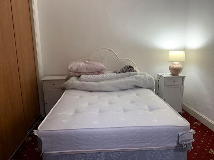 1 Bedroom Flat To Rent In Dalgety Road, Edinburgh, EH7