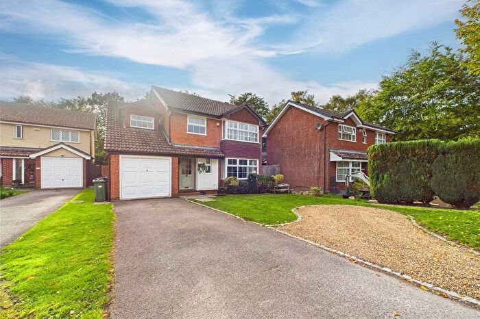 5 Bedroom Detached House To Rent In Woodford Green, Bracknell, Berkshire, RG12