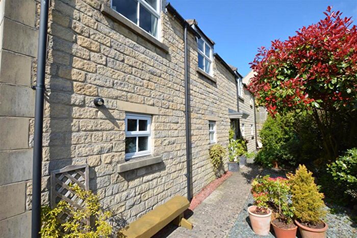 2 Bedroom Apartment For Sale In Dale Grove, Leyburn, DL8