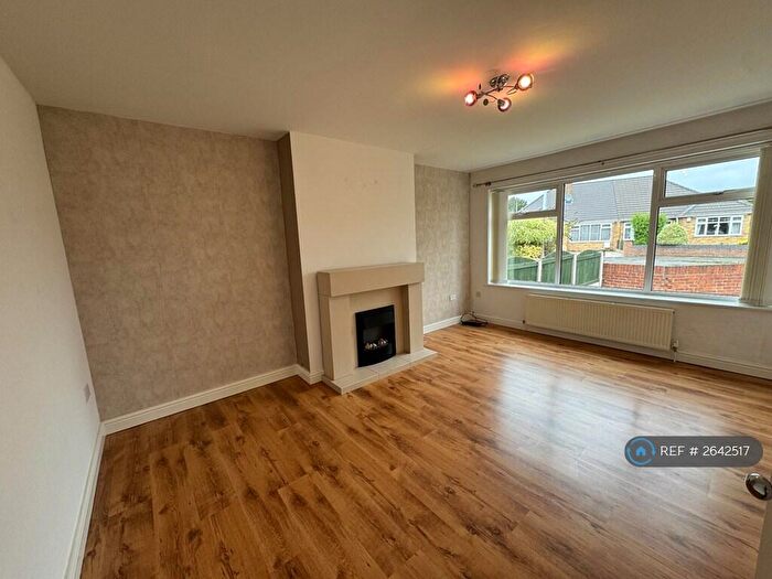 2 Bedroom Bungalow To Rent In Parkhill Crescent, Barnby Dun, Doncaster, DN3