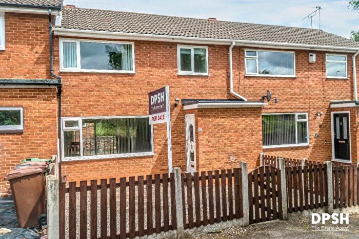 3 Bedroom Terraced House For Sale In Primrose Walk, Churwell, Leeds, LS27
