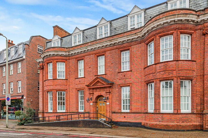 2 Bedroom Flat For Sale In Constable Mews, Bromley, BR1