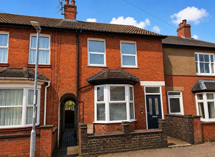 2 Bedroom Terraced House For Sale In Cecil Street, Rothwell, NN14