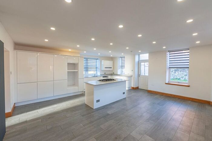 4 Bedroom Detached House For Sale In Bowling Street, Coatbridge, ML5