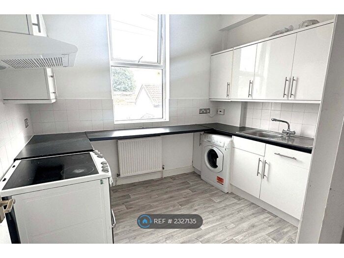 2 Bedroom Flat To Rent In Gloucester Road, Bishopston, Bristol, BS7