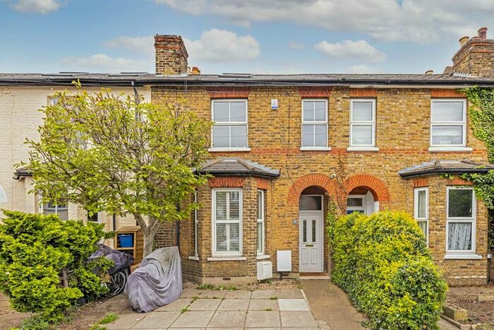 4 Bedroom Terraced House To Rent In Manor Road, Richmond, TW9