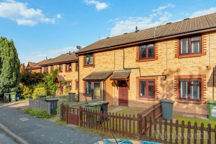 2 Bedroom House To Rent In Southerngate Way, London, SE14