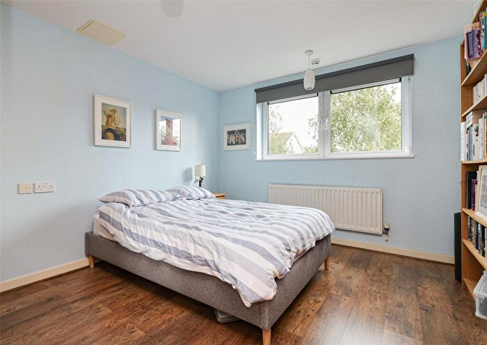 1 Bedroom Apartment For Sale In Erebus Drive, Woolwich, SE28