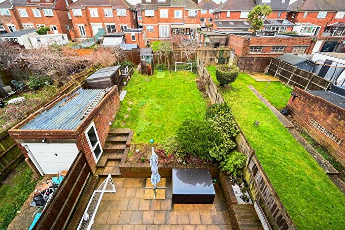 4 Bedroom Semi-Detached House For Sale In Old Shoreham Road, Southwick, West Sussex, BN42