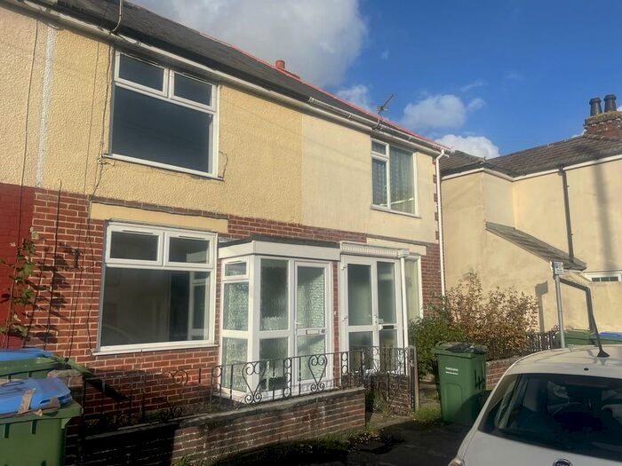 3 Bedroom Terraced House To Rent In Gordon Road, Fareham, PO16