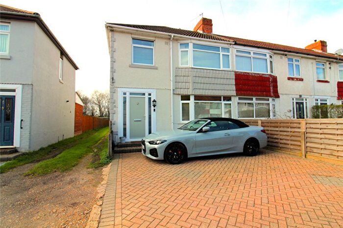 3 Bedroom End Terrace House For Sale In Longfield Avenue, Fareham, Hampshire, PO14