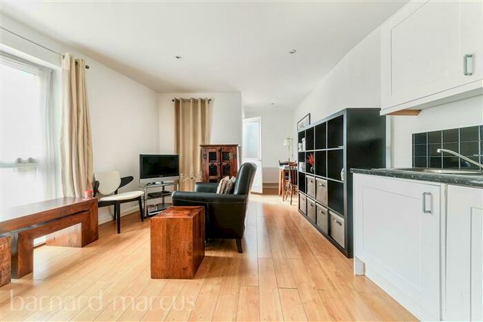 1 Bedroom Apartment To Rent In Furley Road, SE15