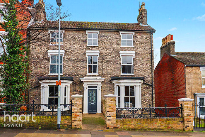 4 Bedroom Town House For Sale In Christchurch Street, Ipswich, IP4
