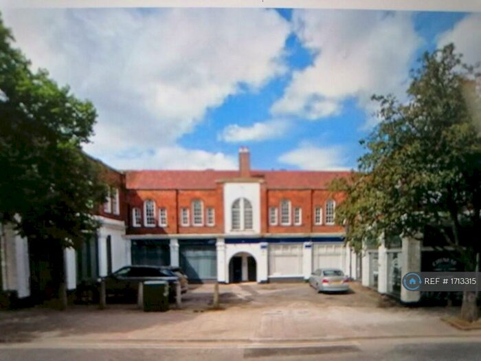 1 Bedroom Flat To Rent In Station Road, Letchworth Garden City, SG6