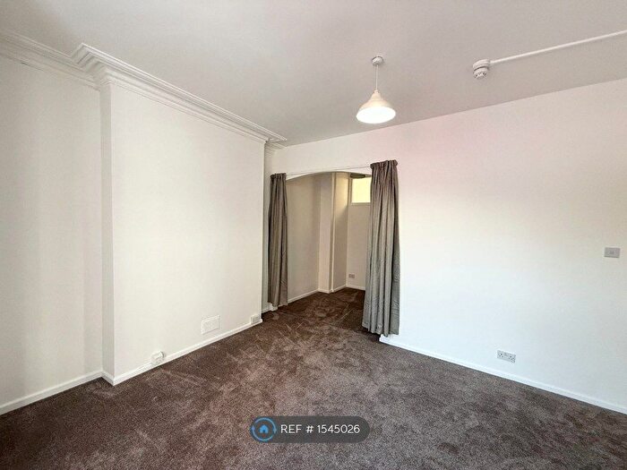1 Bedroom Flat To Rent In Alexandra Rd, Plymouth, PL4