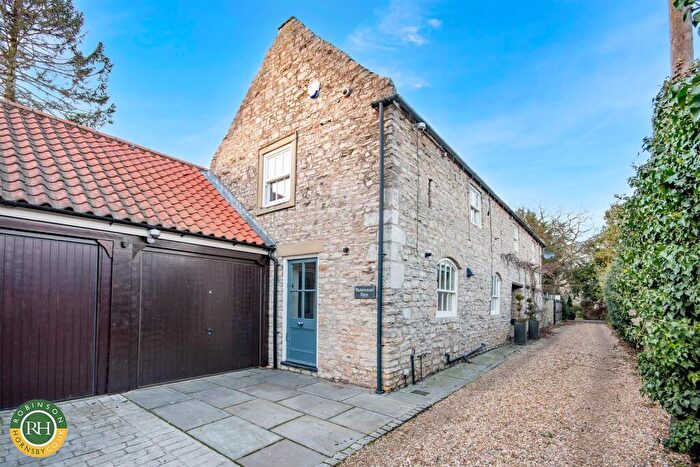 2 Bedroom Barn Conversion For Sale In Buttercross Barn, Sunderland Street, Tickhill, Doncaster, DN11