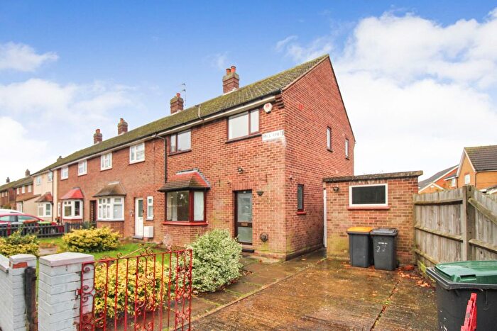 3 Bedroom Semi-Detached House To Rent In Mile Road, Elstow, Bedford, MK42