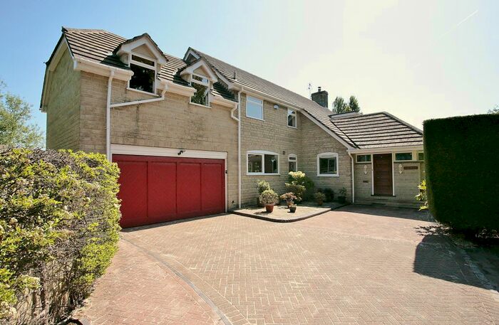 4 Bedroom Detached House To Rent In Watermead, Kidlington, OX5