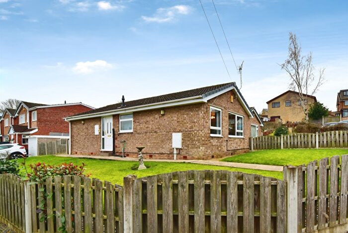 2 Bedroom Detached Bungalow For Sale In Kirkcroft Drive, Killamarsh, Sheffield, S21