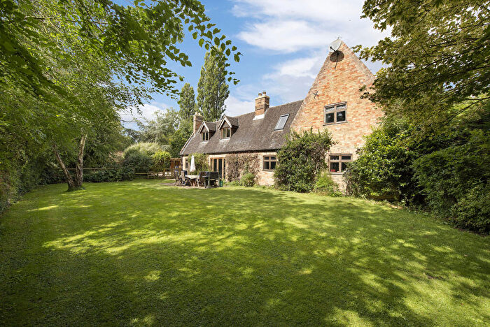 4 Bedroom Detached House For Sale In Old Church Lane, Colne, Huntingdon, Cambridgeshire, PE28