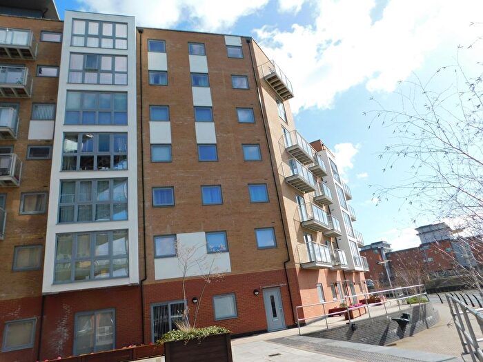 2 Bedroom Flat To Rent In Keel Point, Colchester, Essex, CO2