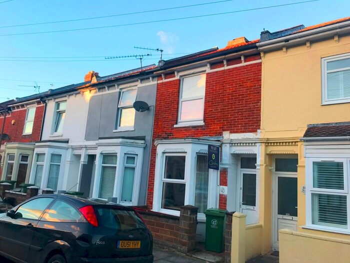 4 Bedroom Property To Rent In Pretoria Road, Southsea, PO4