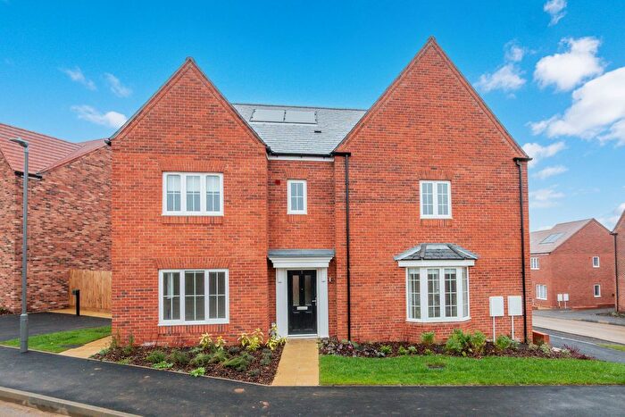 3 Bedroom Semi Detached House To Rent In Leaf Living At Willow Park, Buckingham, Fq, MK18