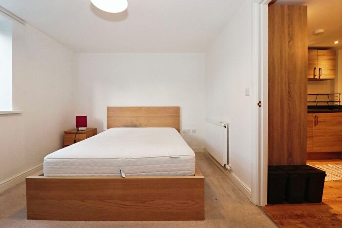 1 Bedroom Flat For Sale In Fishponds Road, Bristol, BS16