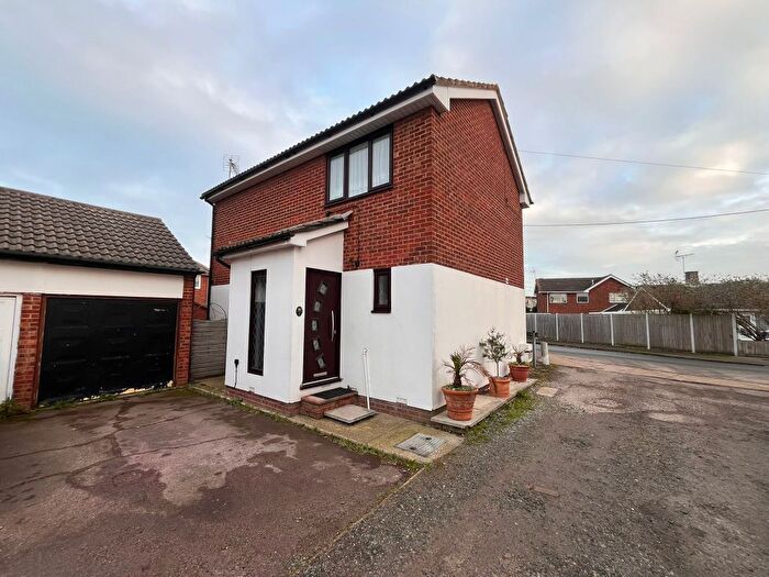 1 Bedroom Detached House To Rent In Maurice Road, Canvey Island, SS8