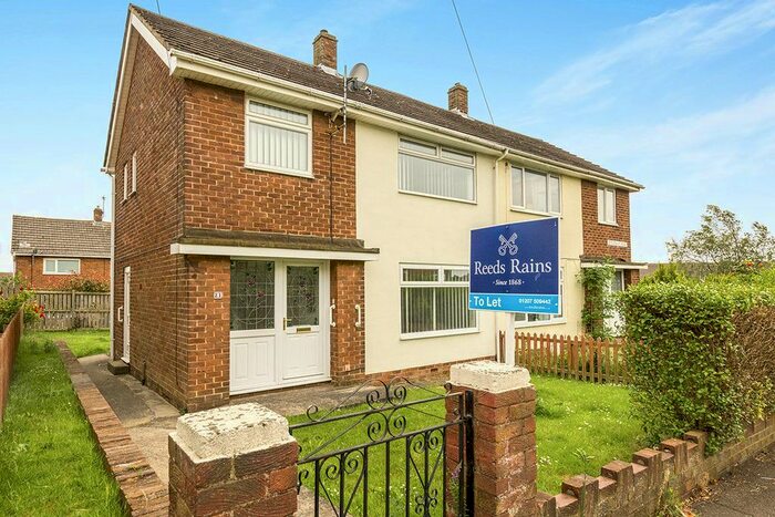 3 Bedroom Semi-Detached House To Rent In Stockerley Road, Consett DH8