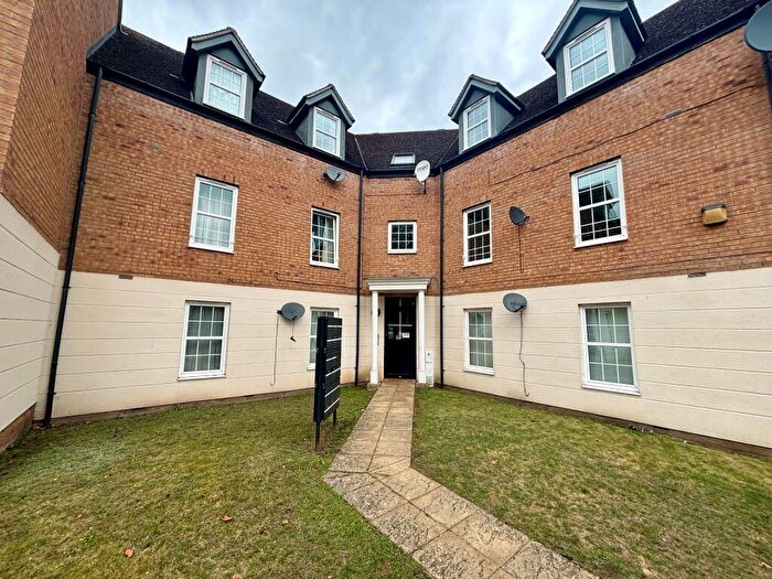 2 Bedroom Flat To Rent In Hazel Covert, Thetford, IP24