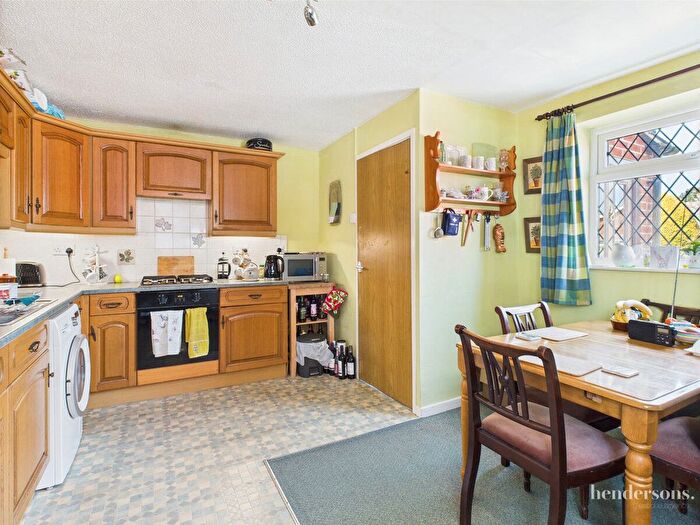 3 Bedroom Bungalow For Sale In Heather Drive, Whitby, YO22