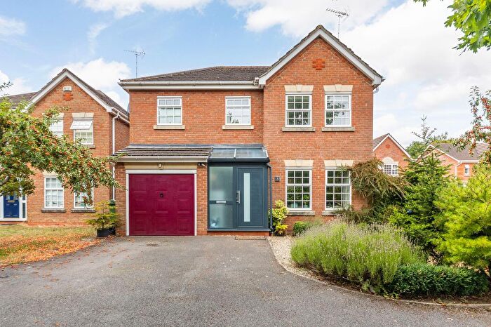 4 Bedroom Detached House For Sale In Leigh Croft, Wootton, OX13