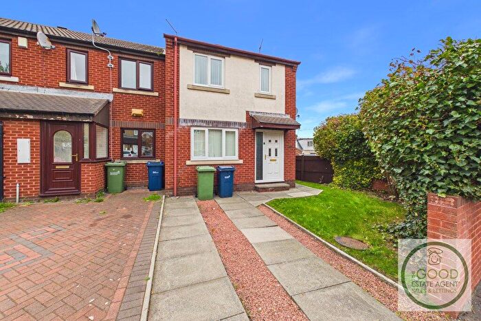 3 Bedroom Semi-Detached House For Sale In The Leazes, Sunderland, SR1