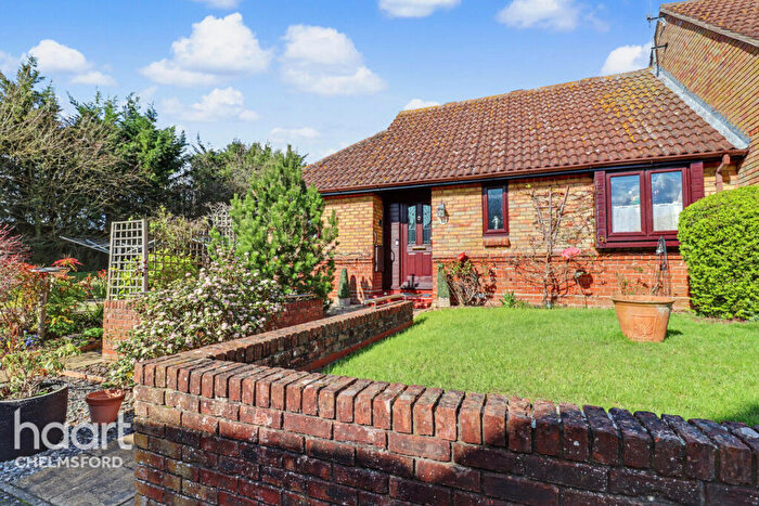2 Bedroom Semi-Detached Bungalow For Sale In Alexander Mews, Chelmsford, CM2