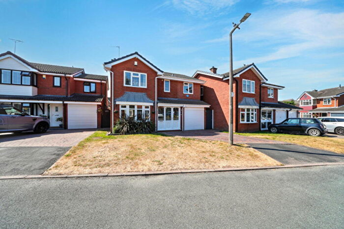 4 Bedroom Detached House For Sale In Chell Close, Penkridge, Stafford, ST19