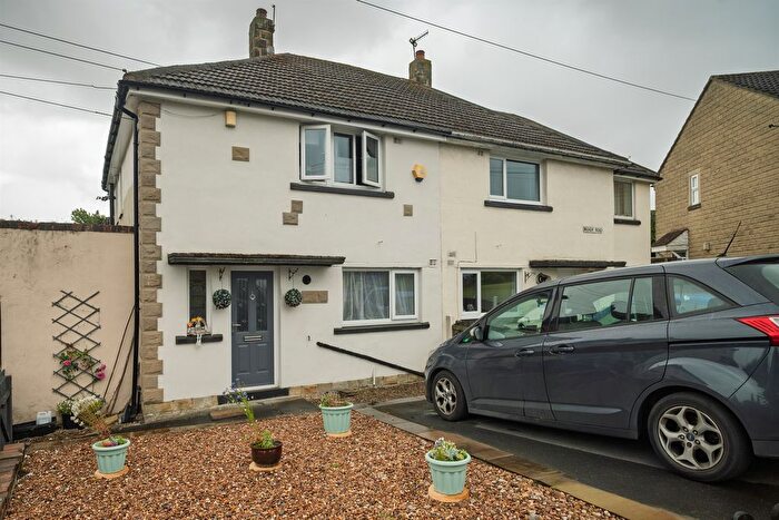 3 Bedroom Semi-Detached House For Sale In Manor Road, Bingley, BD16