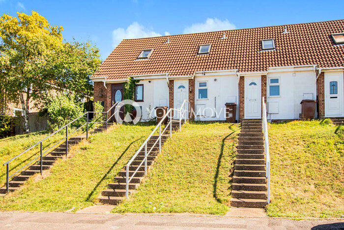 1 Bedroom House To Rent In Chaffinch Close, Walderslade, Chatham, Kent, ME5