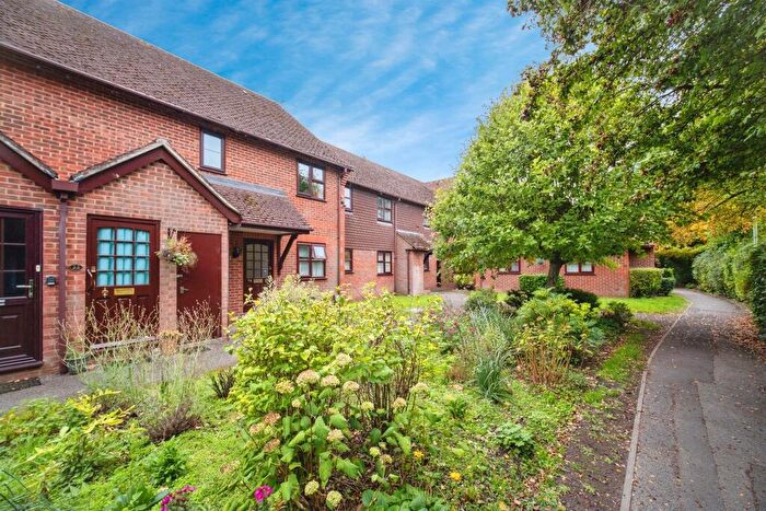 2 Bedroom Retirement Property For Sale In Farm View Drive, Chineham, Basingstoke, RG24
