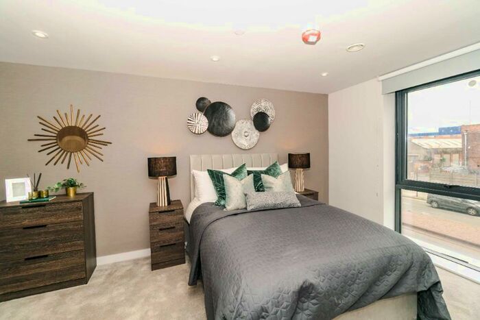 1 Bedroom Apartment To Rent In - The Summit, Parliament Street, L8