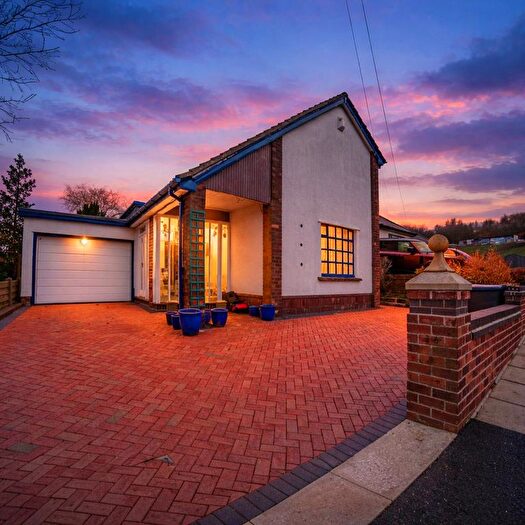 3 Bedroom Detached House For Sale In Milbourne Road, Bury, BL9