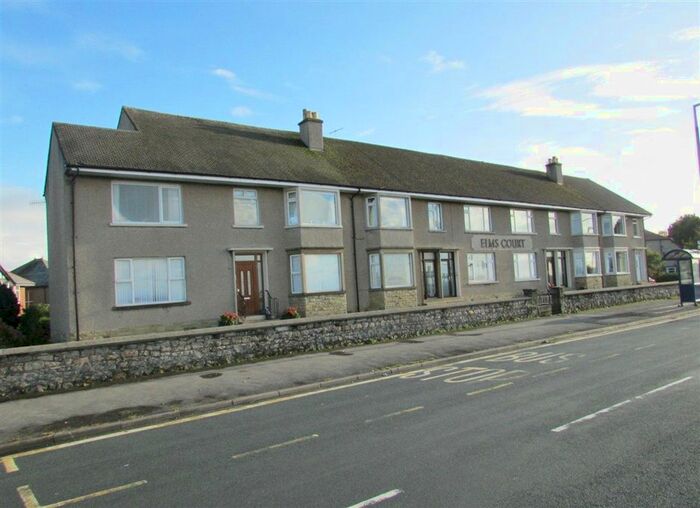 3 Bedroom Flat To Rent In Marine Road East, Morecambe, LA4