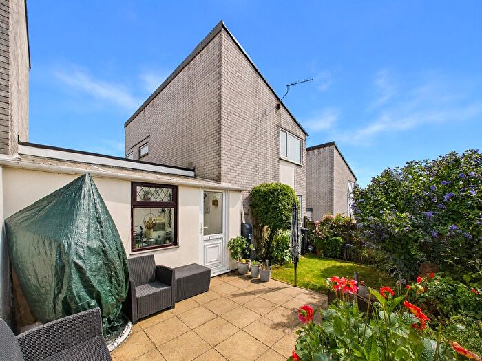 3 Bedroom Link Detached House For Sale In Harmer Close, Bodmin, Cornwall, PL31