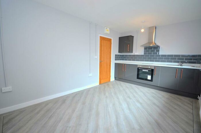1 Bedroom Flat To Rent In Ladys Lane, Northampton, Northamptonshire, NN1