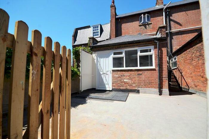 1 Bedroom Flat For Sale In Portland Place, Hastings, TN34