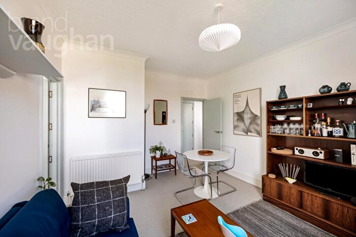 2 Bedroom Flat For Sale In Dyke Road, Brighton, East Sussex, BN1