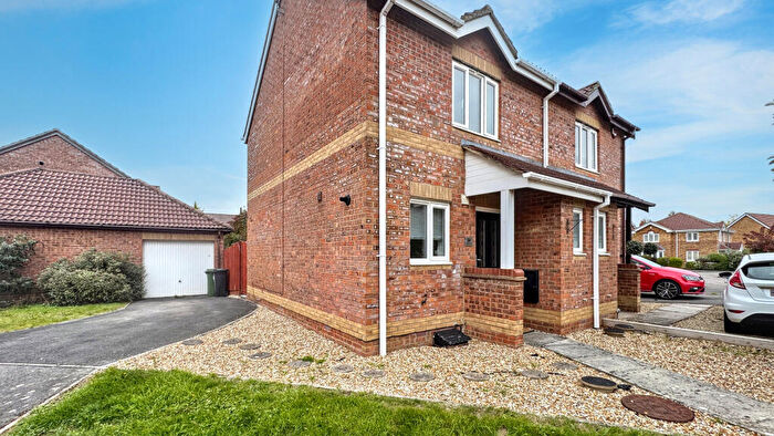 2 Bedroom House To Rent In Guest Avenue, Emersons Green, Bristol, BS16